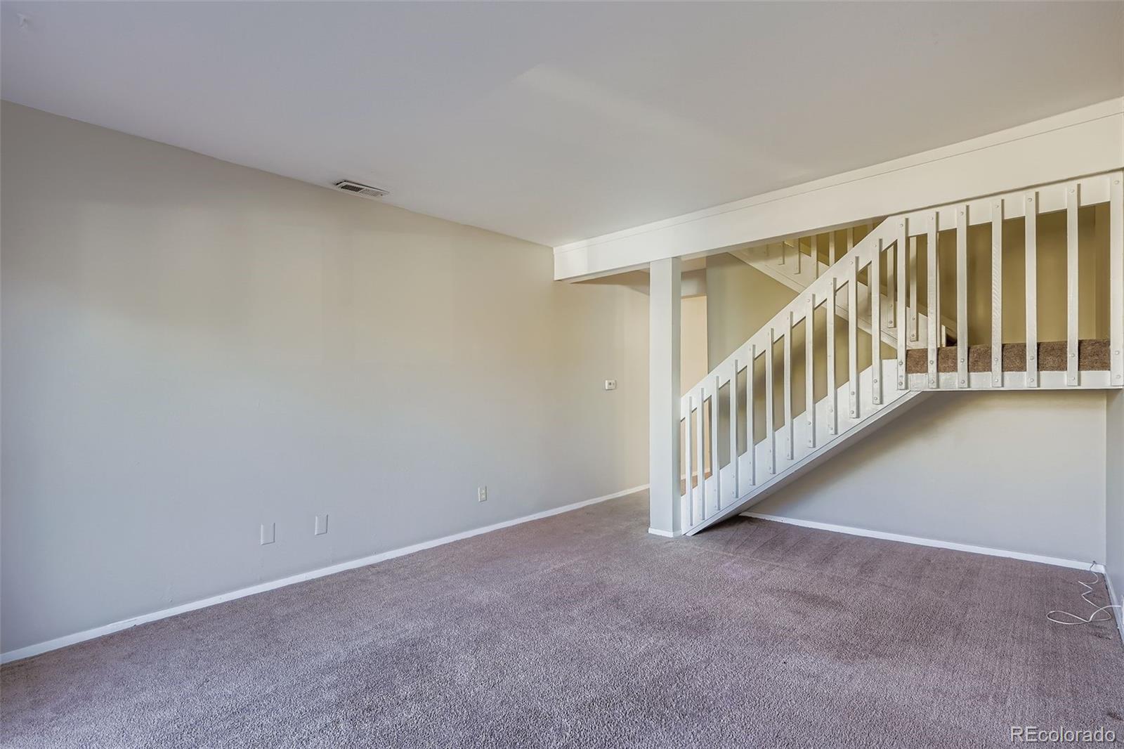 1111 Maxwell Avenue 212