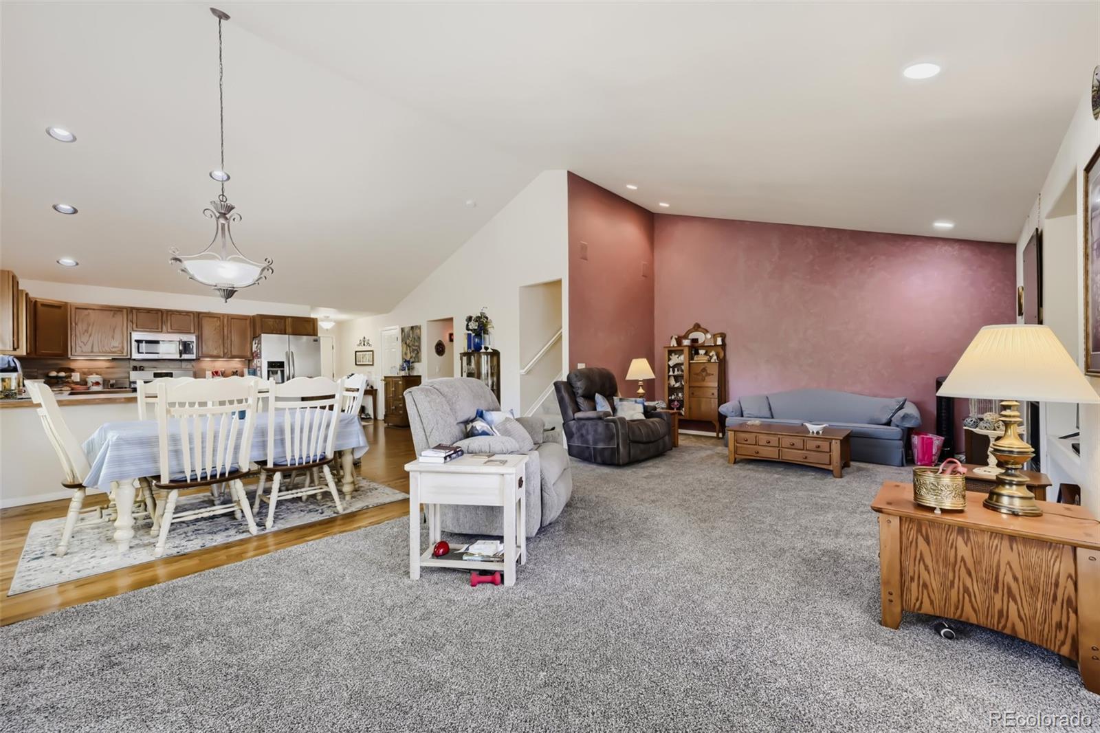 9562 Vance Court