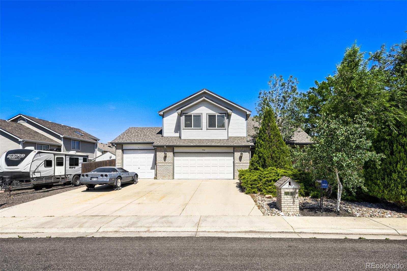 9562 Vance Court