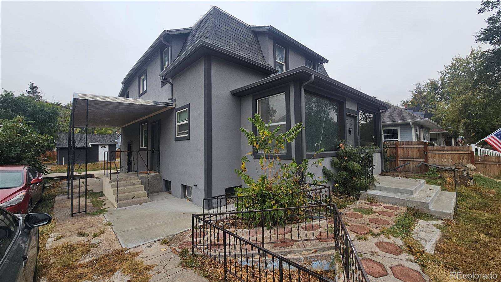 610 Custer Street