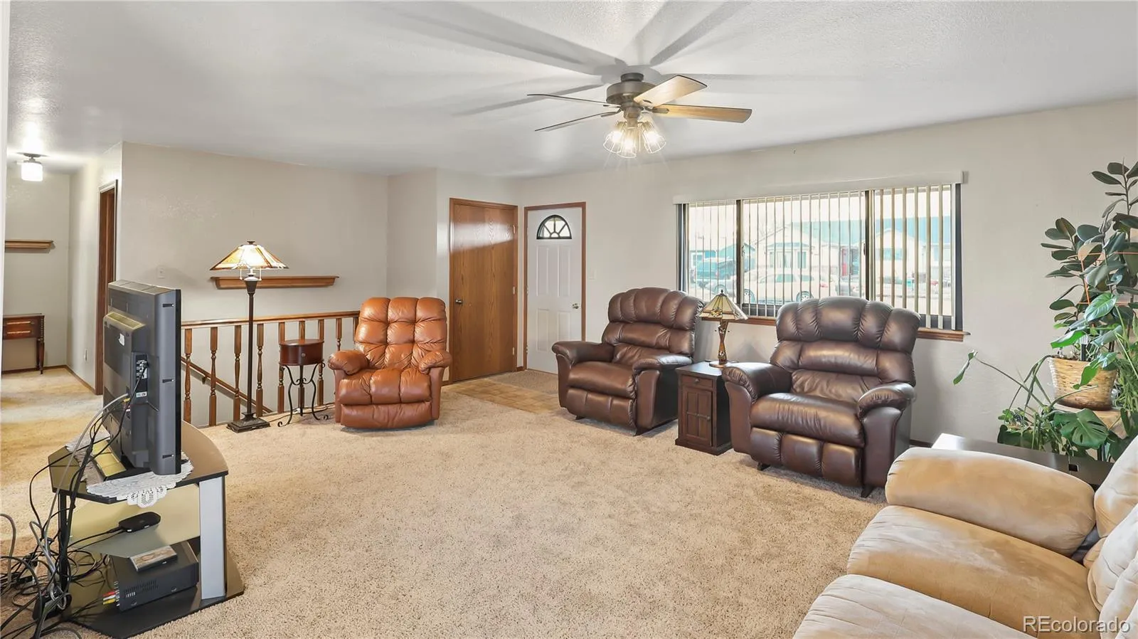 Wiggins, Colorado 80654, United States, 4 Bedrooms Bedrooms, ,2 BathroomsBathrooms,Residential,Active,97606