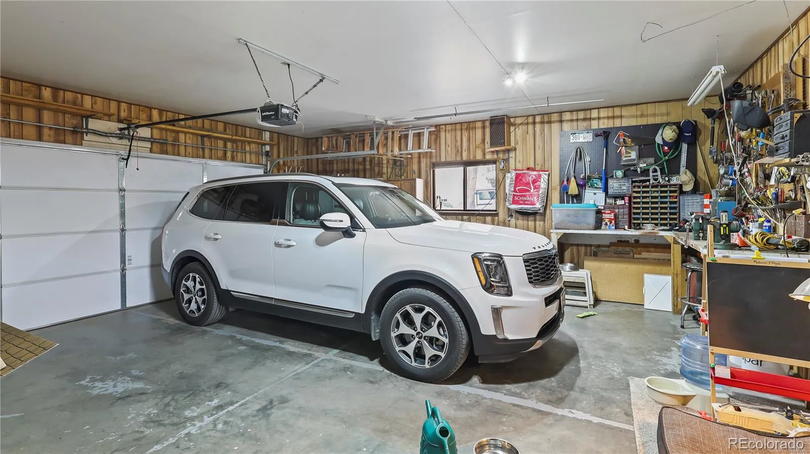 Wiggins, Colorado 80654, United States, 4 Bedrooms Bedrooms, ,2 BathroomsBathrooms,Residential,Active,97606