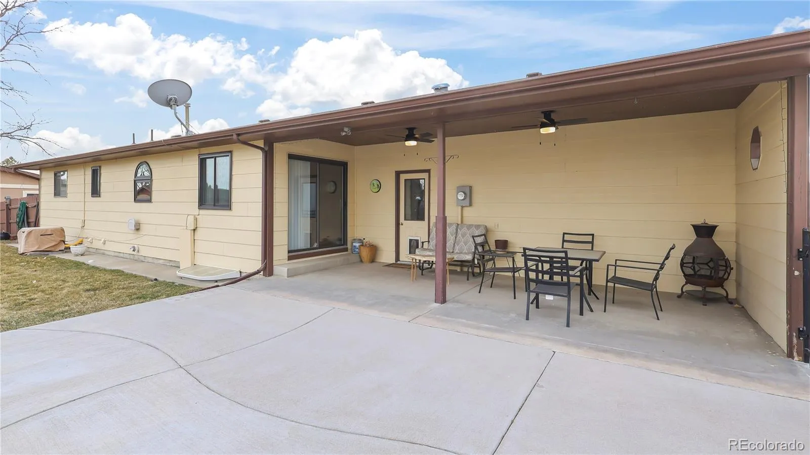 Wiggins, Colorado 80654, United States, 4 Bedrooms Bedrooms, ,2 BathroomsBathrooms,Residential,Active,97606