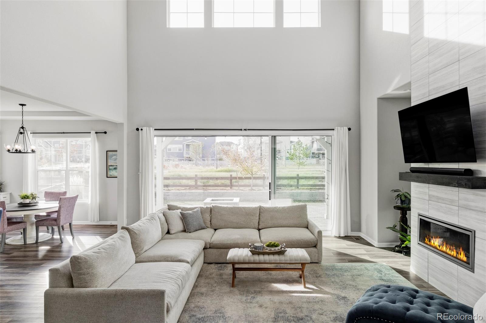 6843 S Vandriver Court