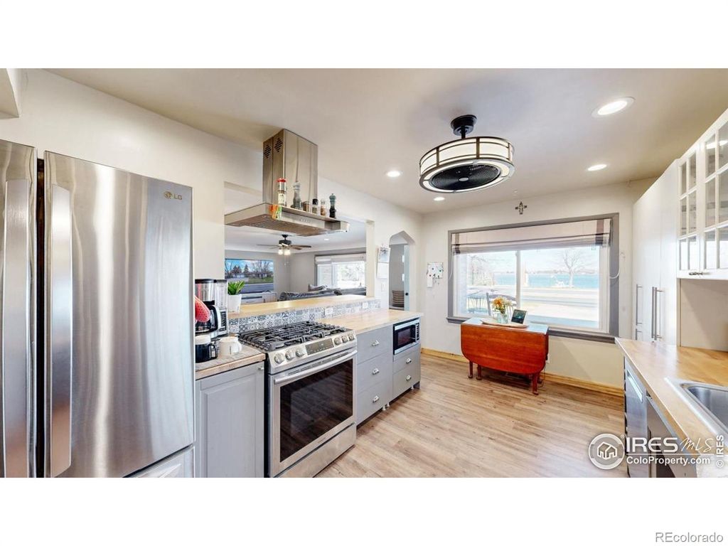 Photo of 1120 W Eisenhower Boulevard, Loveland, CO 80537 (MLS # IR1047447)