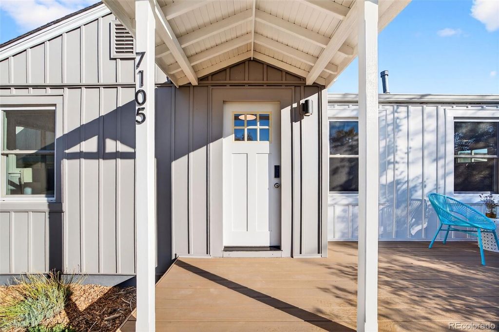 Photo of 7105 Geneva Court, Lakewood, CO 80214 (MLS # 2195220)