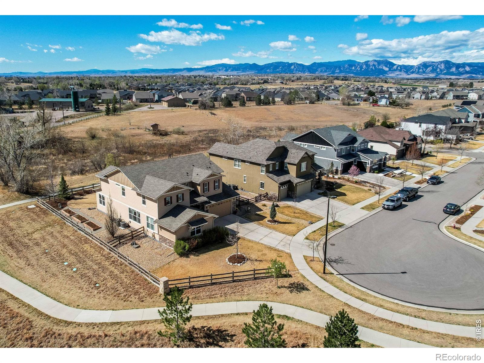 2246 Front Range Court