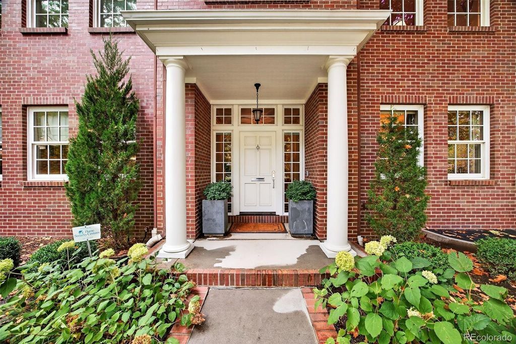 Photo of 1 S Jasmine Street, Denver, CO 80224 (MLS # 2227922)