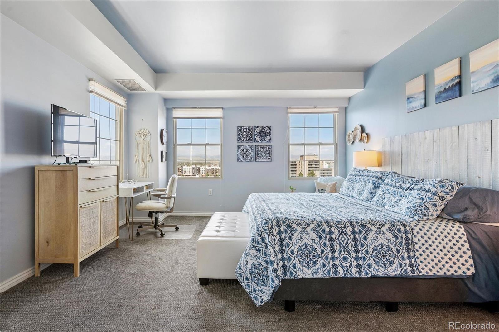 300 W 11th Avenue 10E