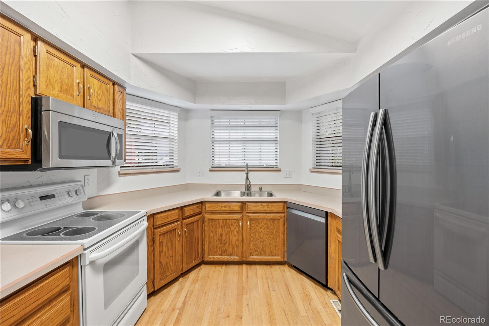 7888 S Poplar Way, Centennial, CO, 80112 4 7888 S Poplar Way
