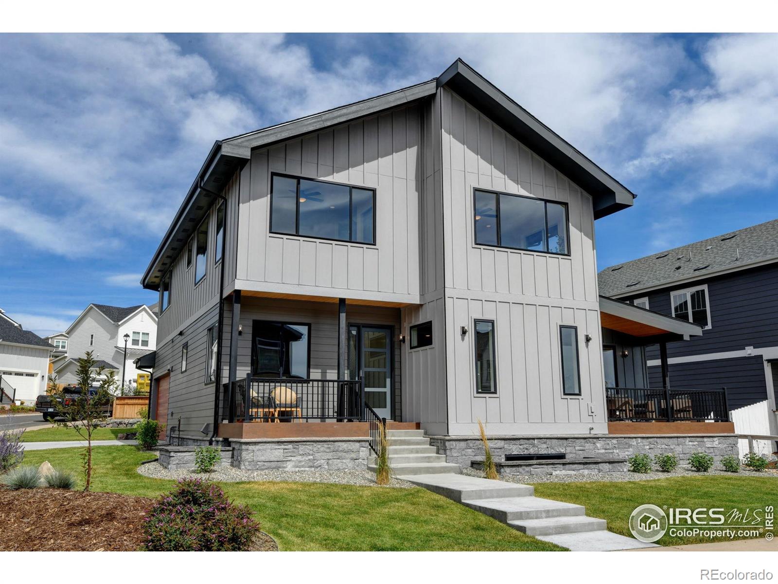 955 Arapahoe Circle