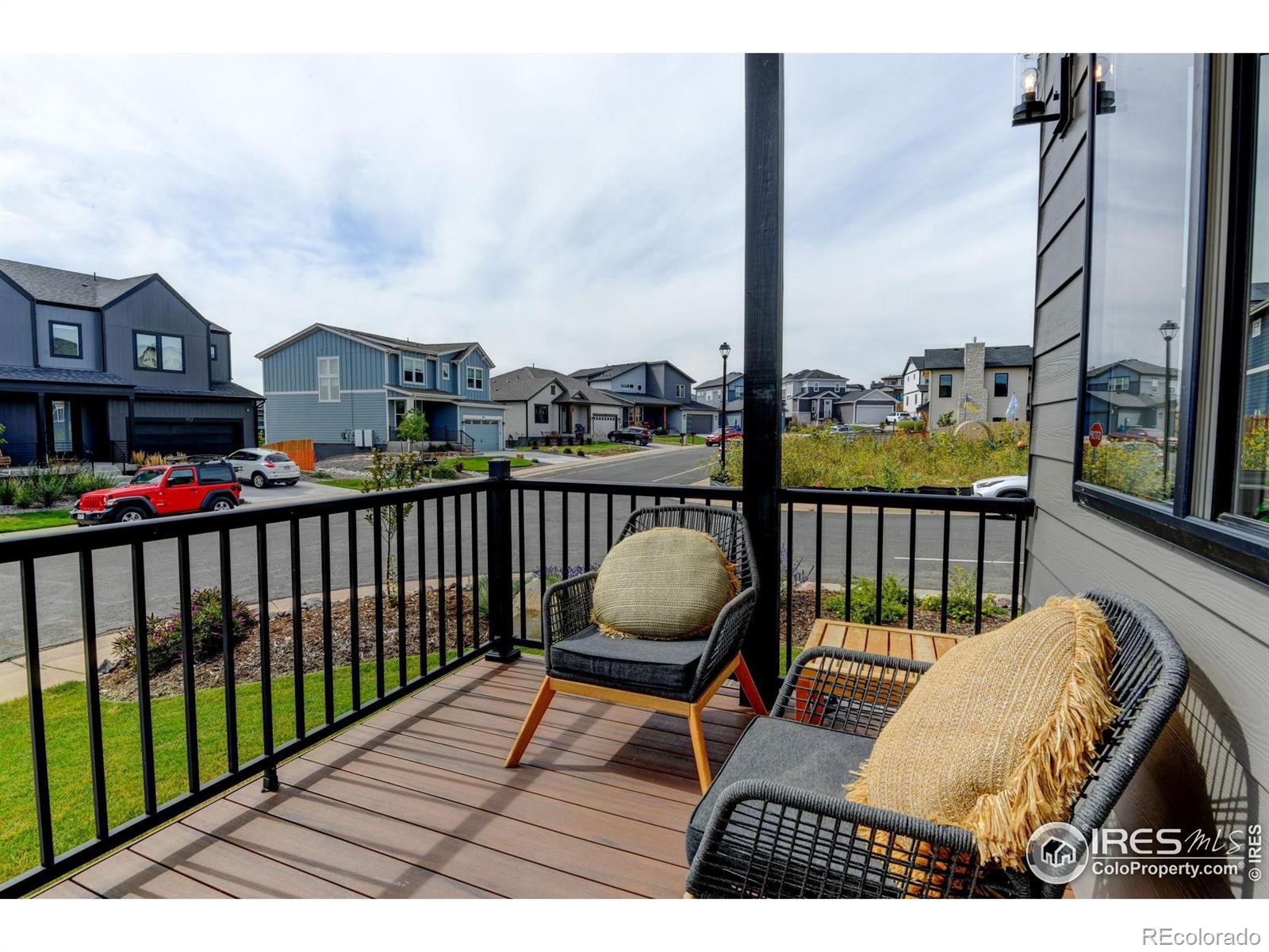 955 Arapahoe Circle