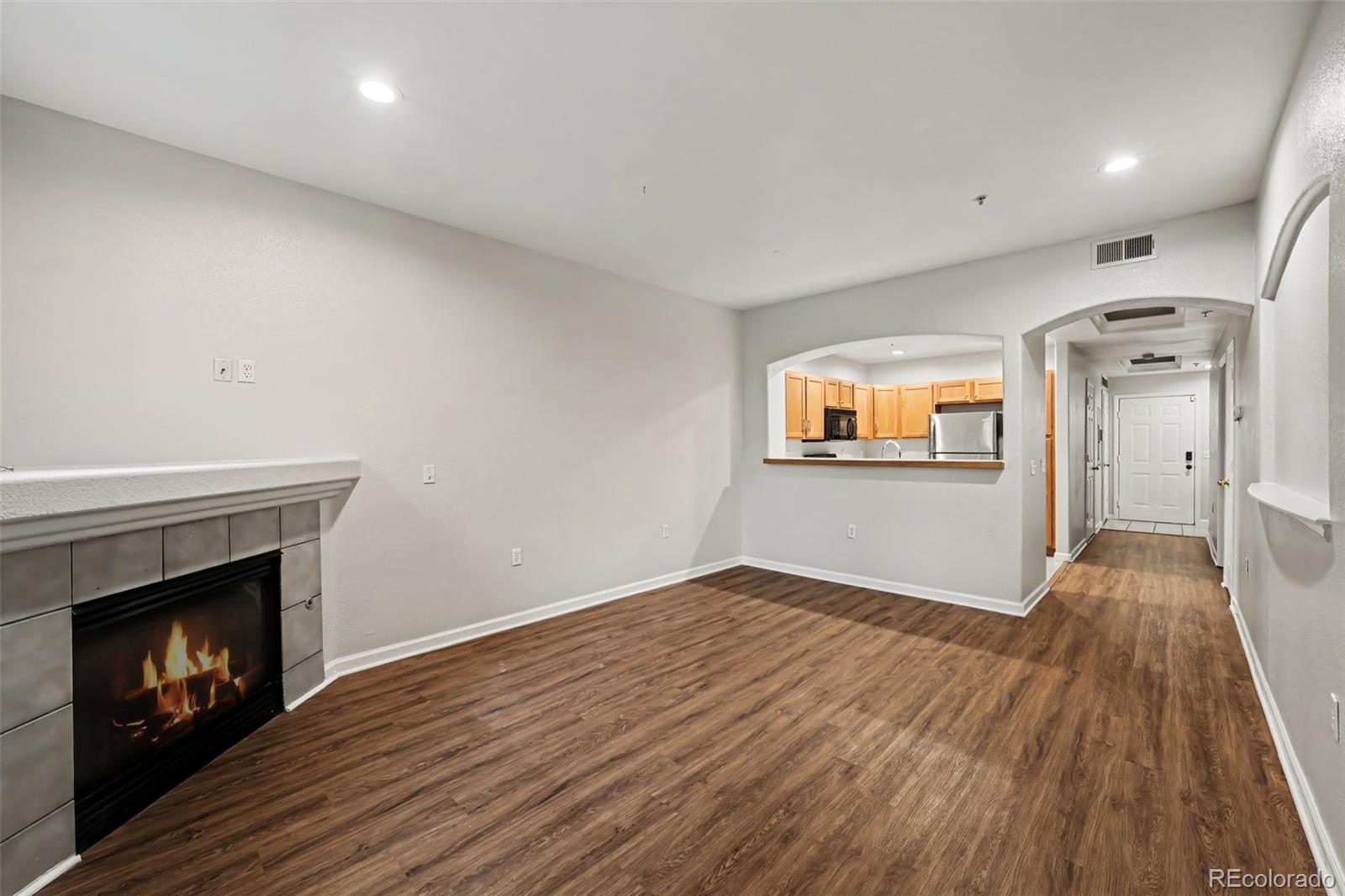 1747 N Pearl Street 103