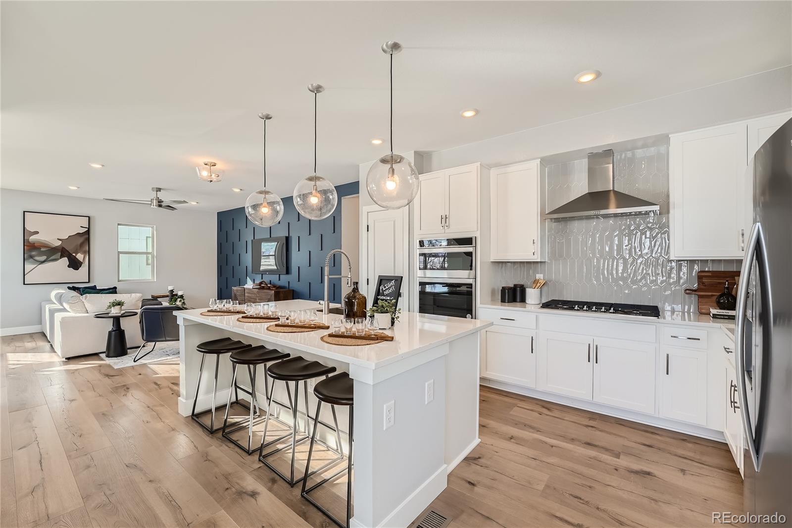 15290 W 69th Place