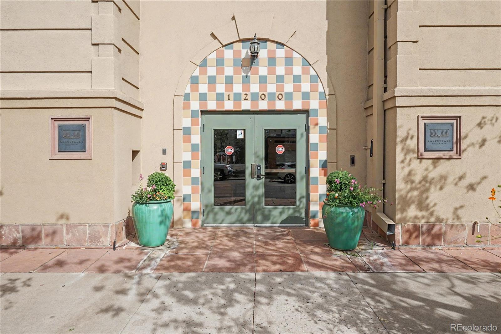 1200 N Cherokee Street 404
