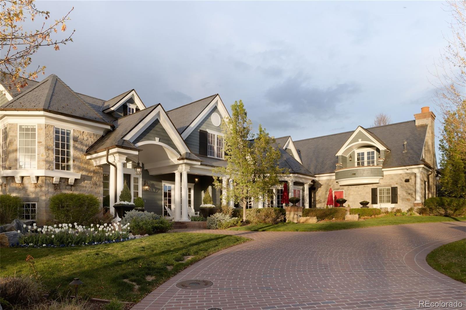 5470 S Highline Circle