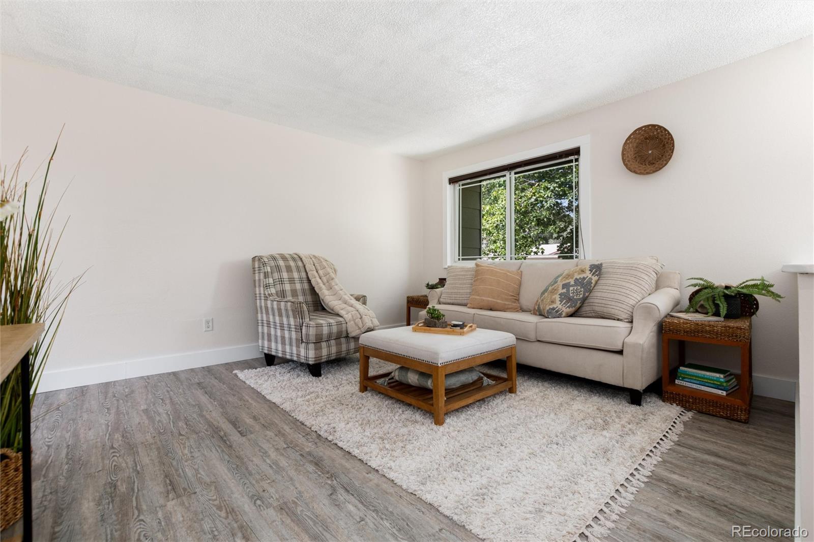 18930 W 60th Place