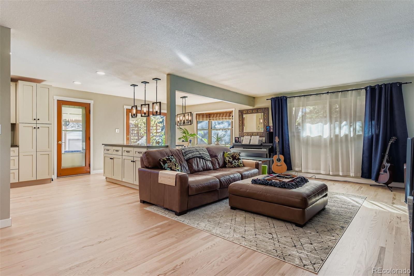 6064 S Steele Street