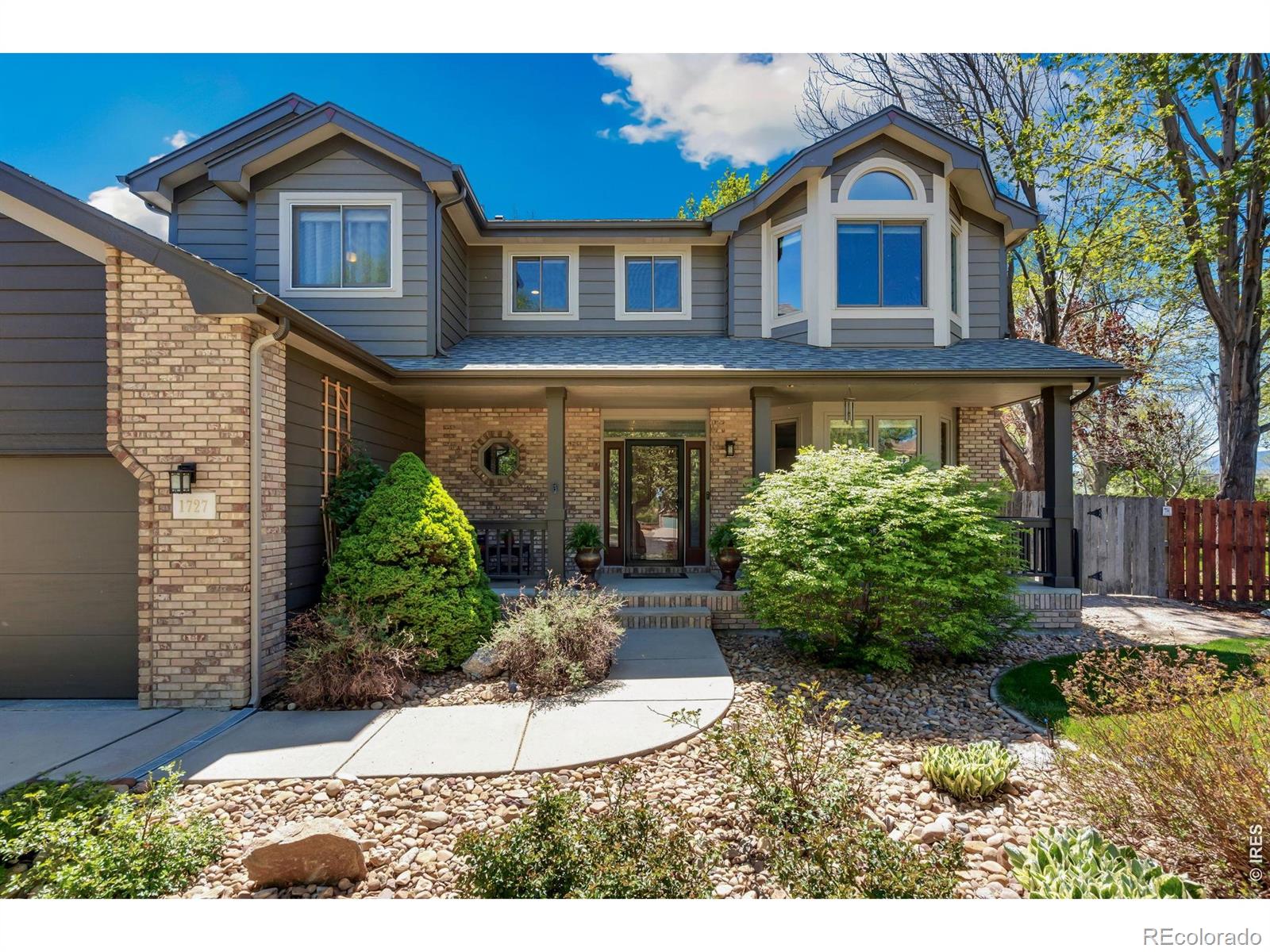 1727 Huago Court