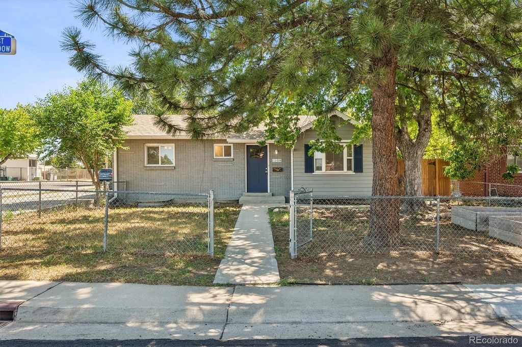 Photo of 1108 S Ingalls Street, Lakewood, CO 80232 (MLS # 4678954)