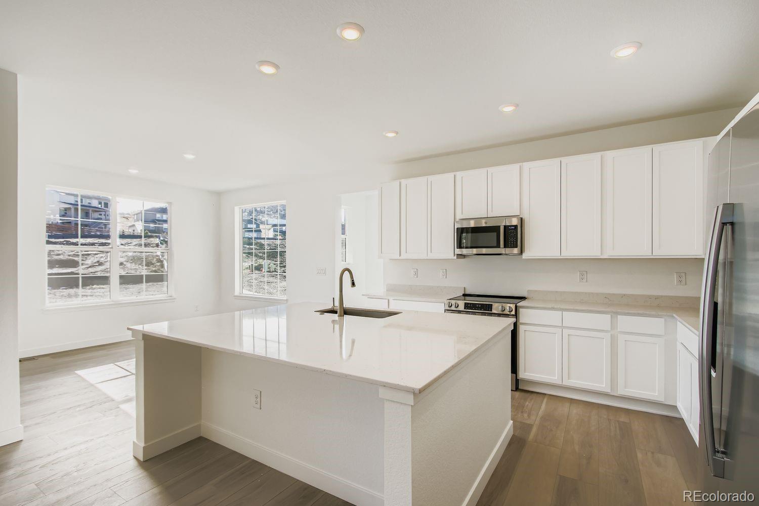 12670 W Glasgow Place, Littleton, CO, 80127 1 12670 W Glasgow Place