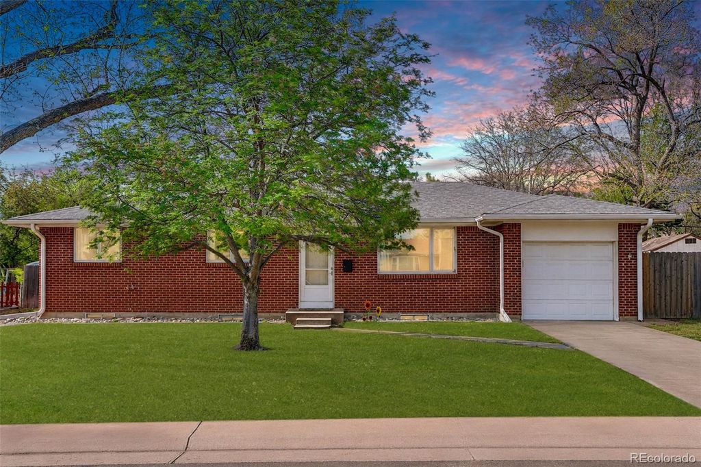 Photo of 3716 W Grand Avenue, Littleton, CO 80123 (MLS # 9556696)