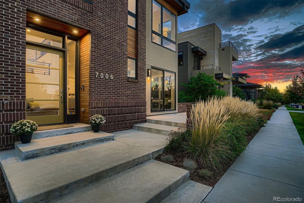 Photo of 7006 E Archer Place, Denver, CO 80230 (MLS # 4614733)