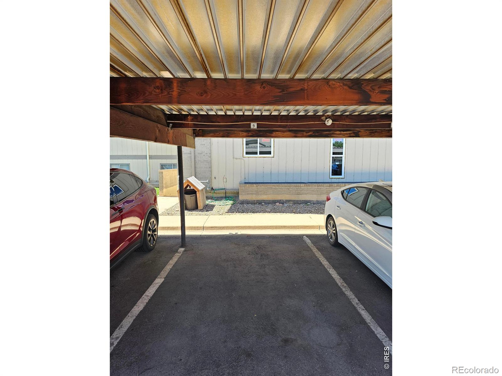 625 Manhattan Place 305
