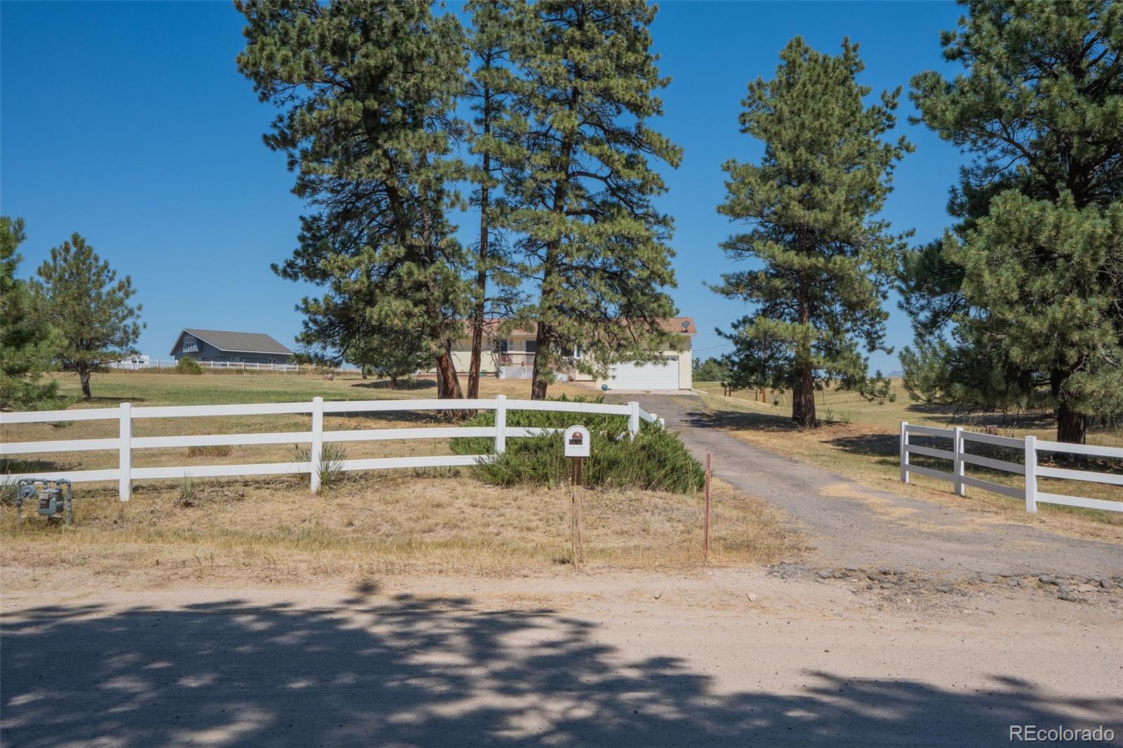 1647 Buttercup Road