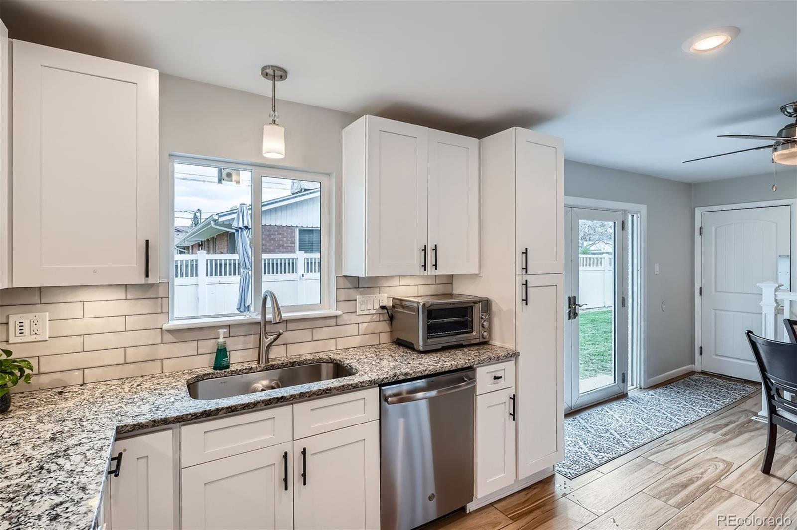 9580 W 12th Place