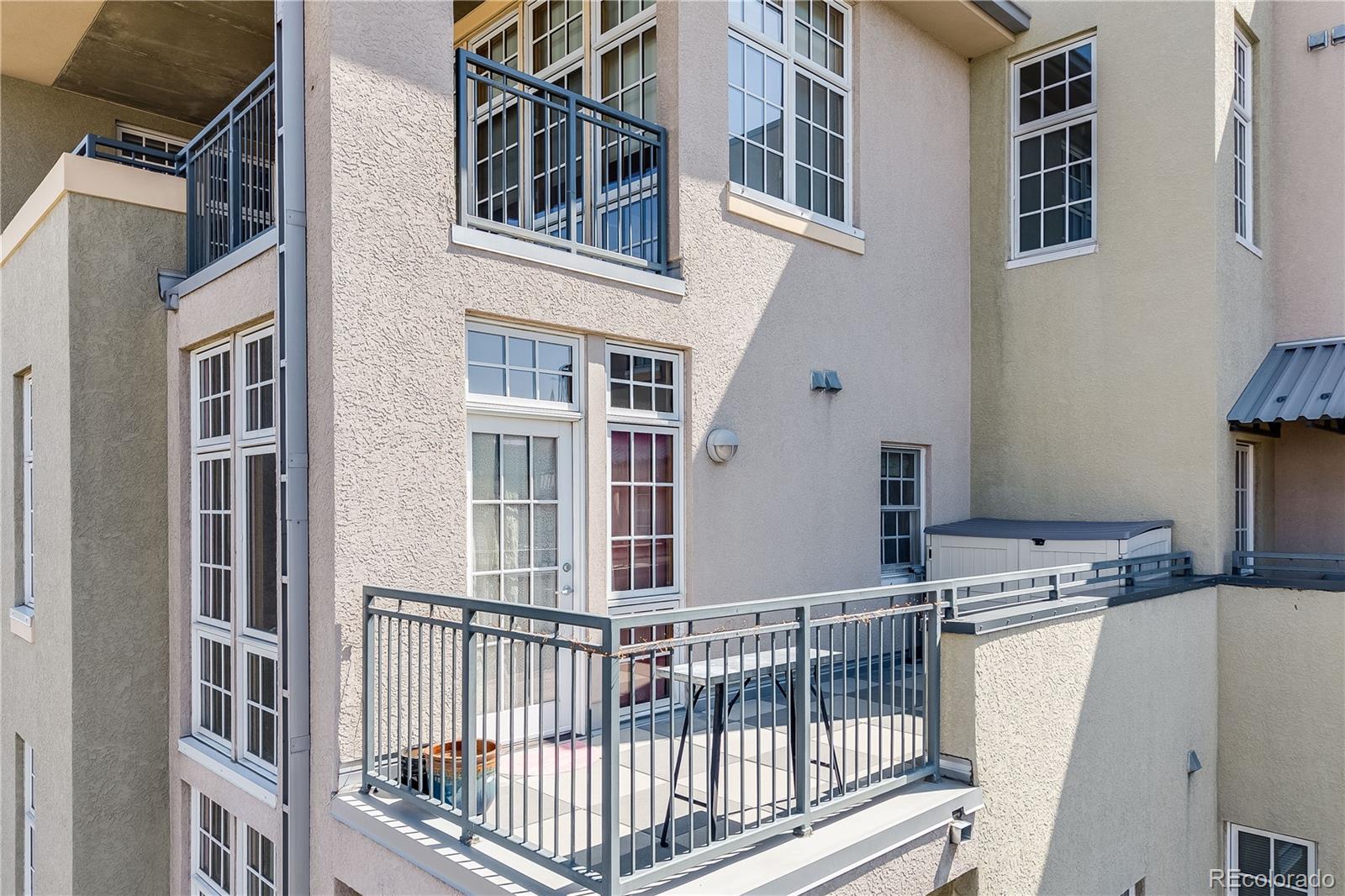 275 S Harrison Street 502