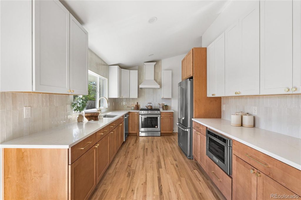 Photo of 1880 Applewood Drive, Lakewood, CO 80215 (MLS # 4764796)