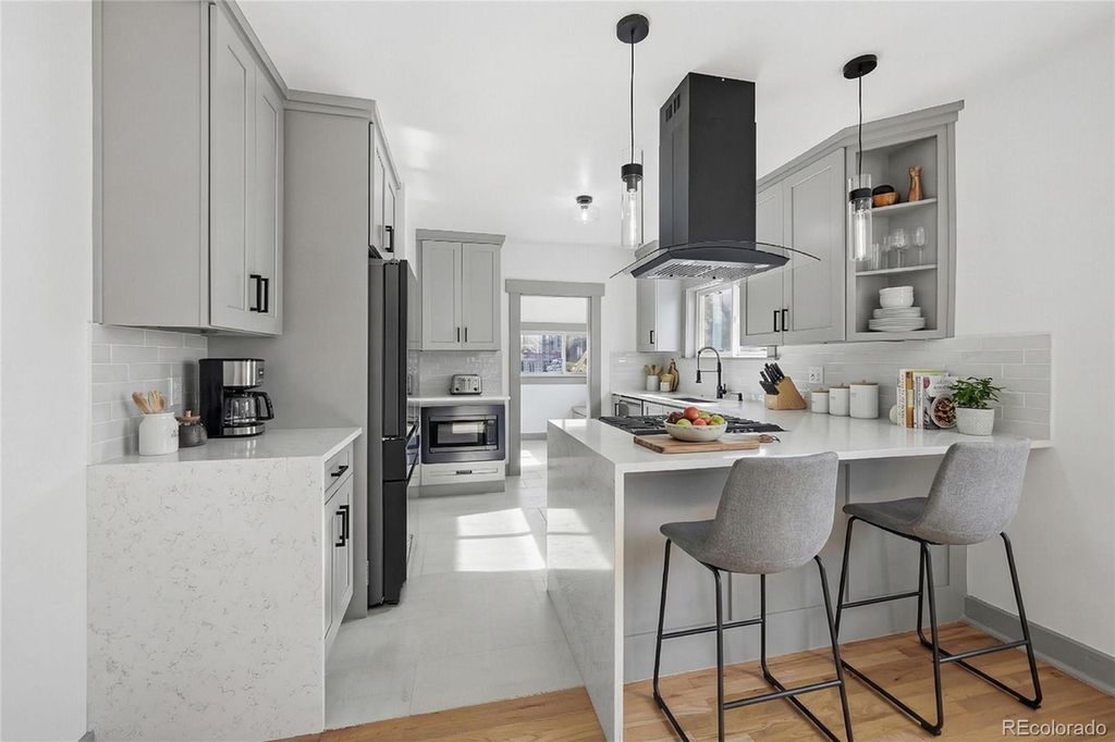 Photo of 296 S Lafayette Street, Denver, CO 80209 (MLS # 1919113)
