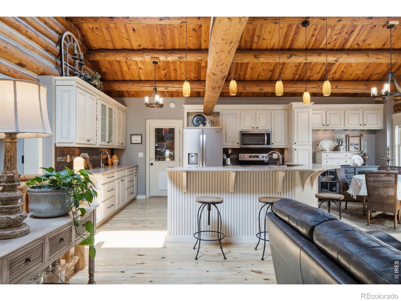 2809 Lake Hollow Road