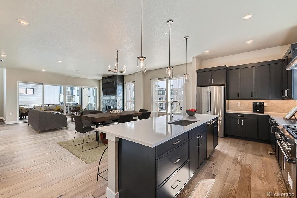 Photo of 16599 Peak Way, Broomfield, CO 80023 (MLS # 3202334)
