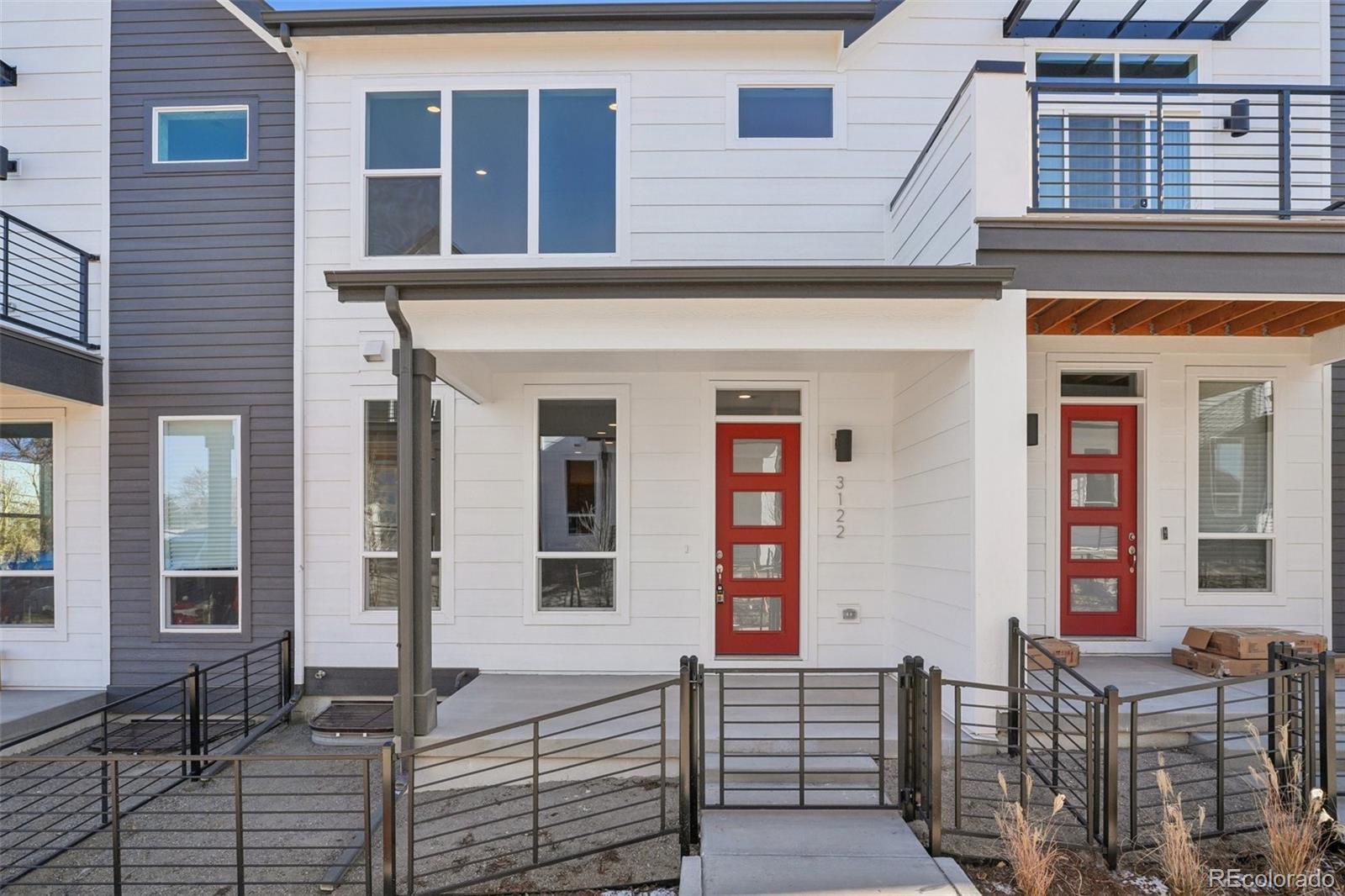 3122 W Bonfils Place