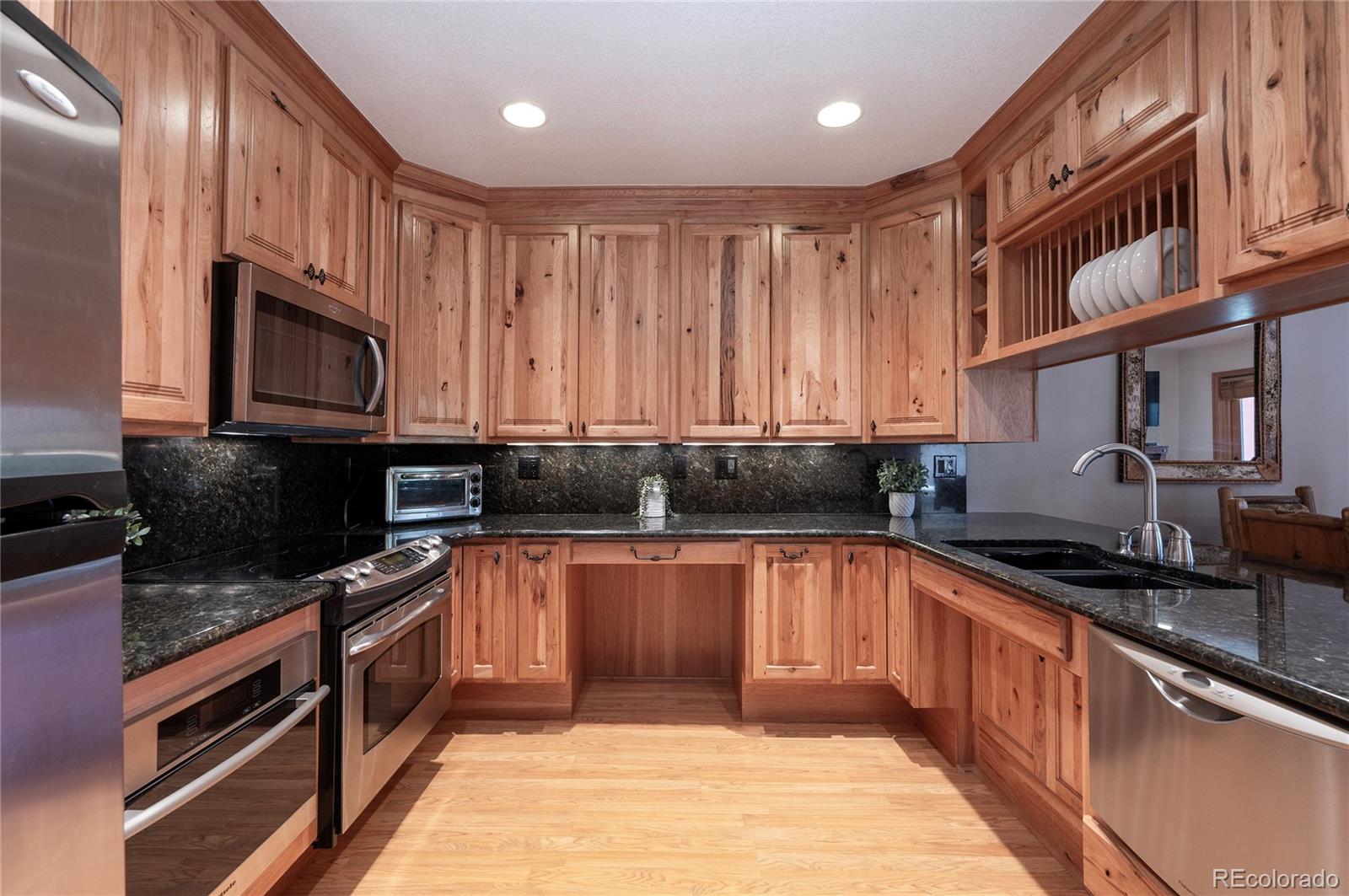 490 Kings Crossing Road 412