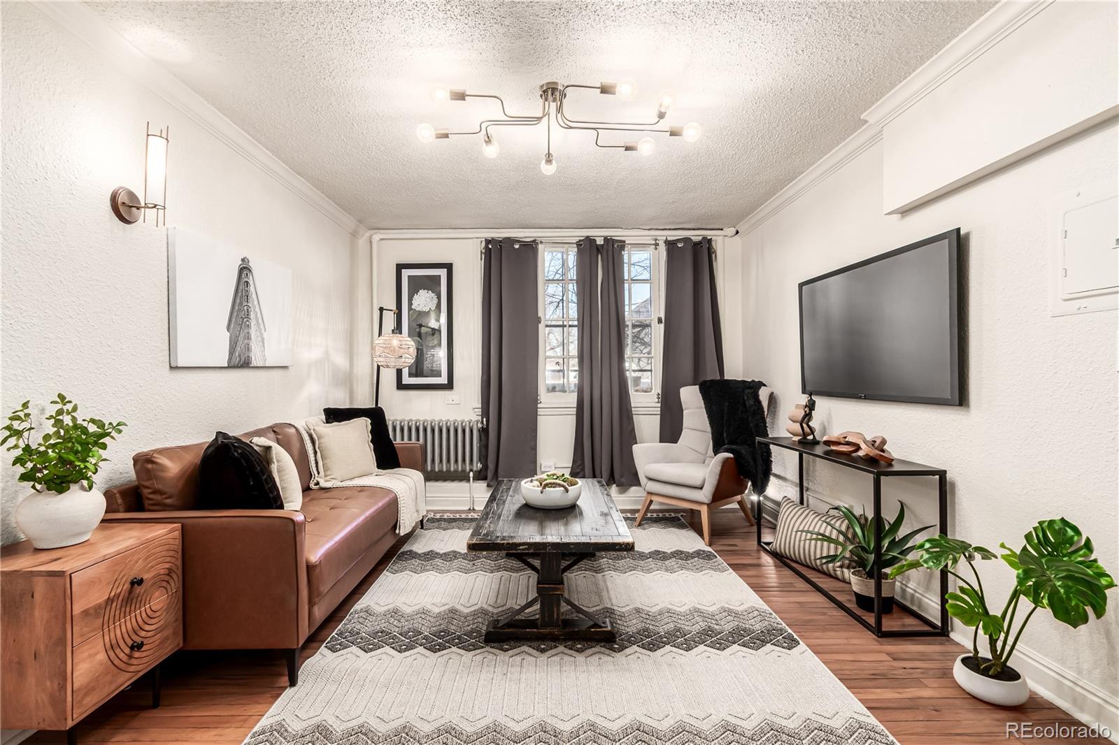 1024 E 14th Avenue 11