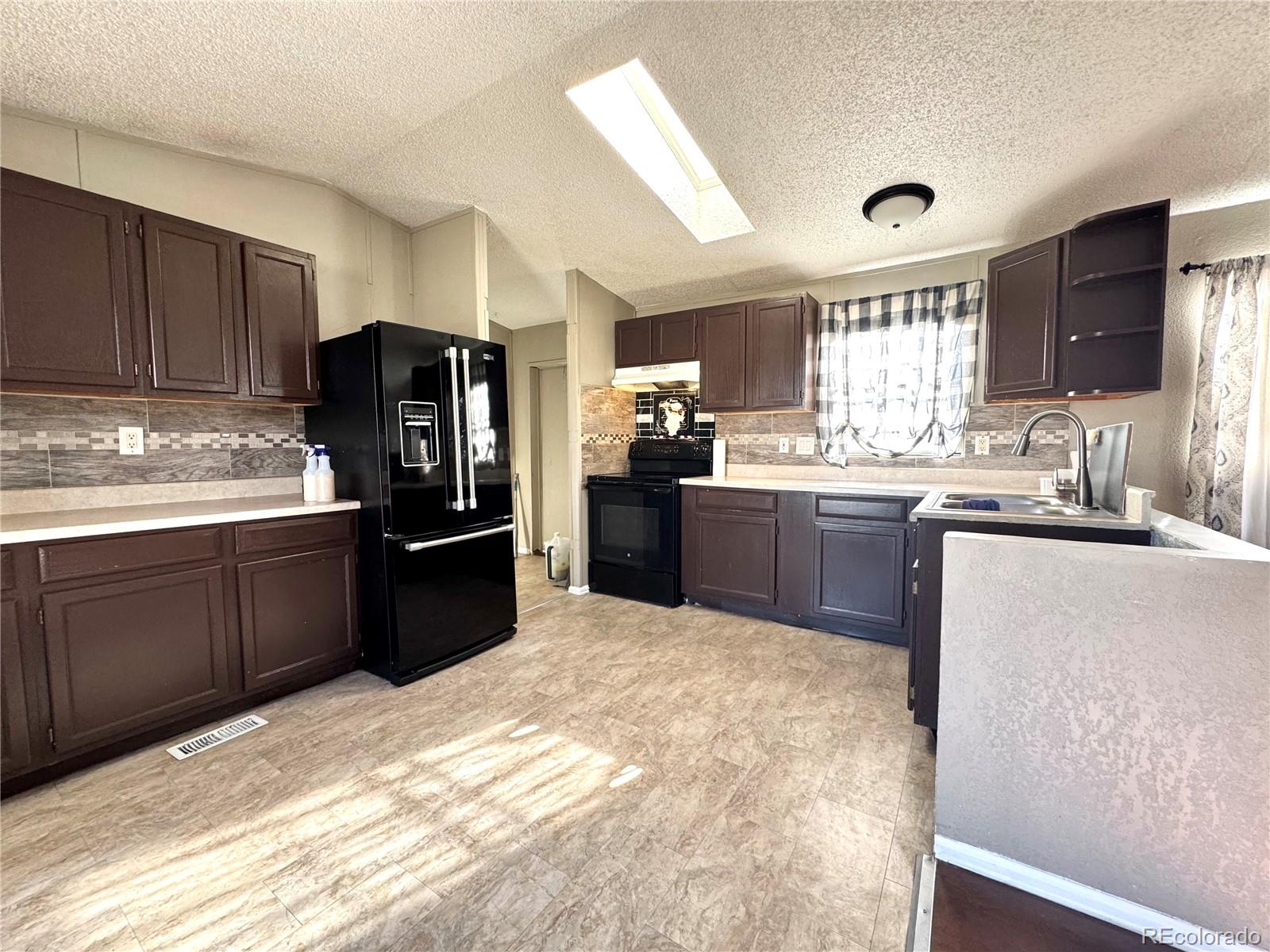 9400 Elm Court