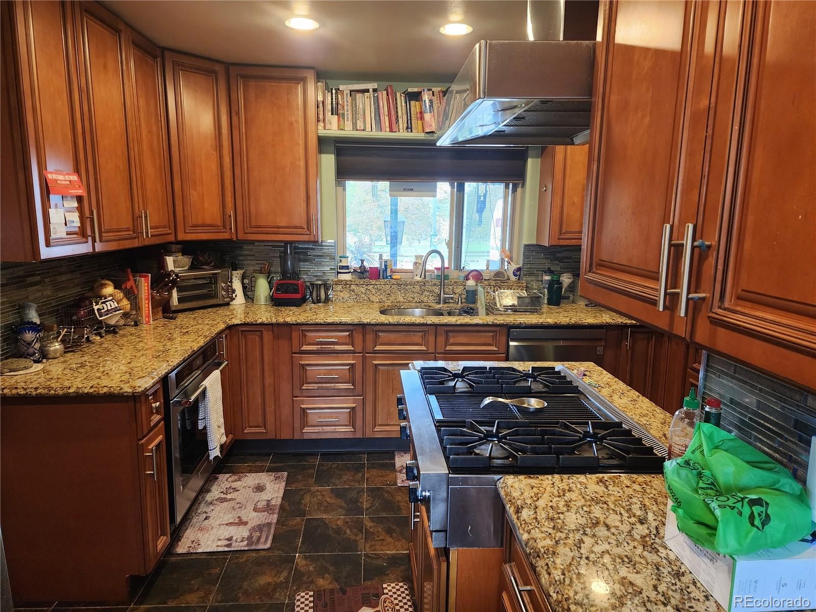 1690 Xavier Street, Denver, CO, 80204 3 1690 Xavier Street