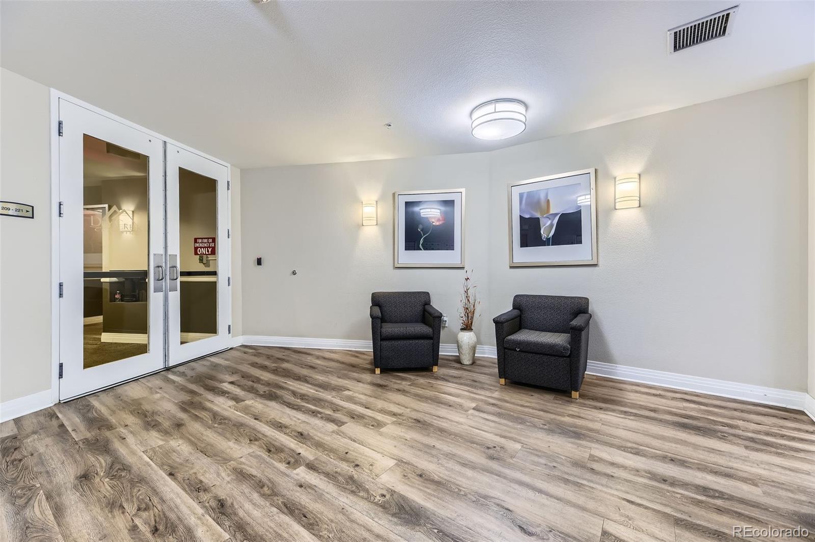 9019 E Panorama Circle D218