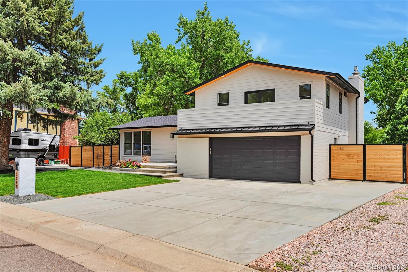 7684 S Ingalls Street