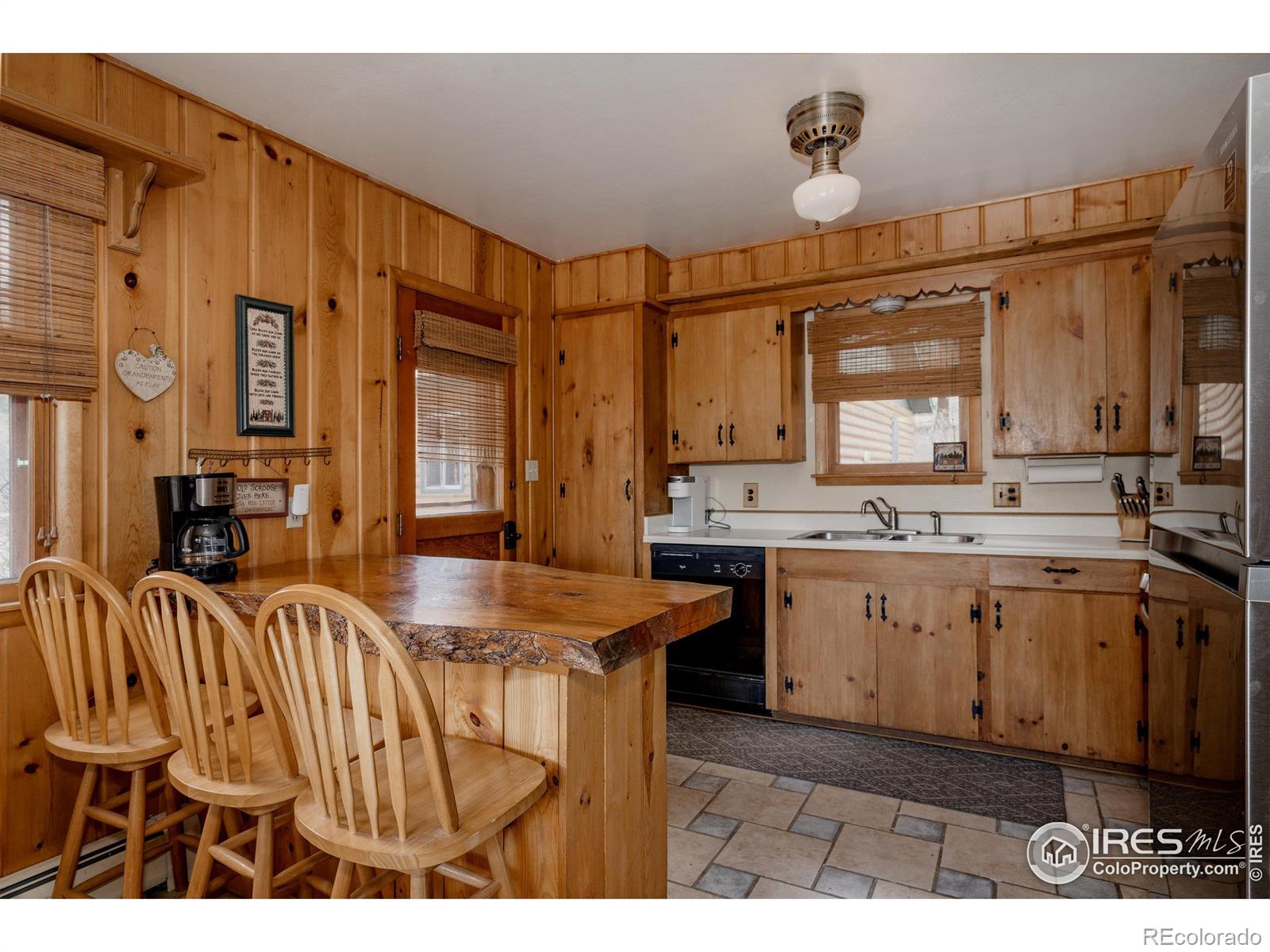 1026 Lexington Lane
