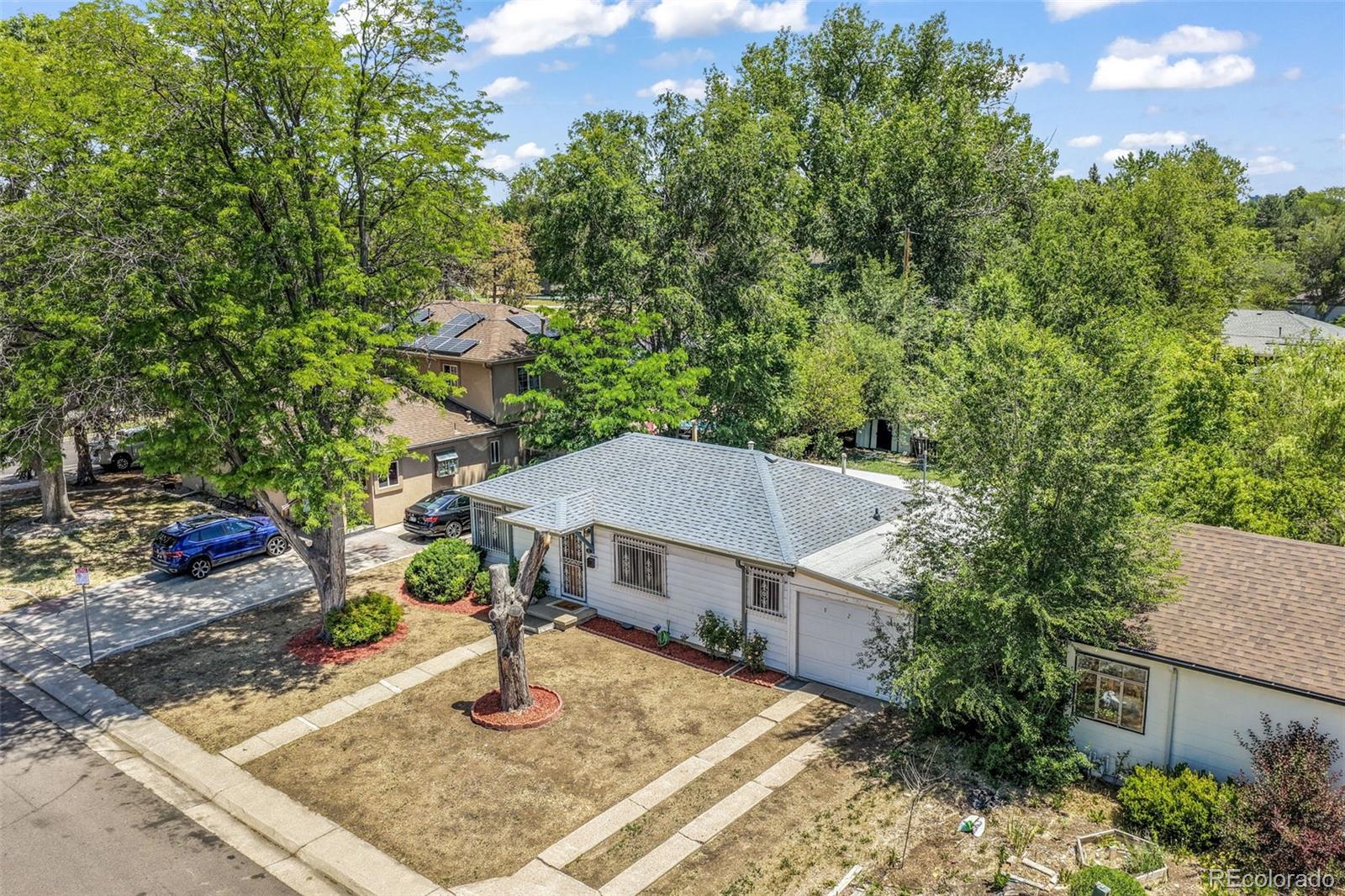 920 S Canosa Court