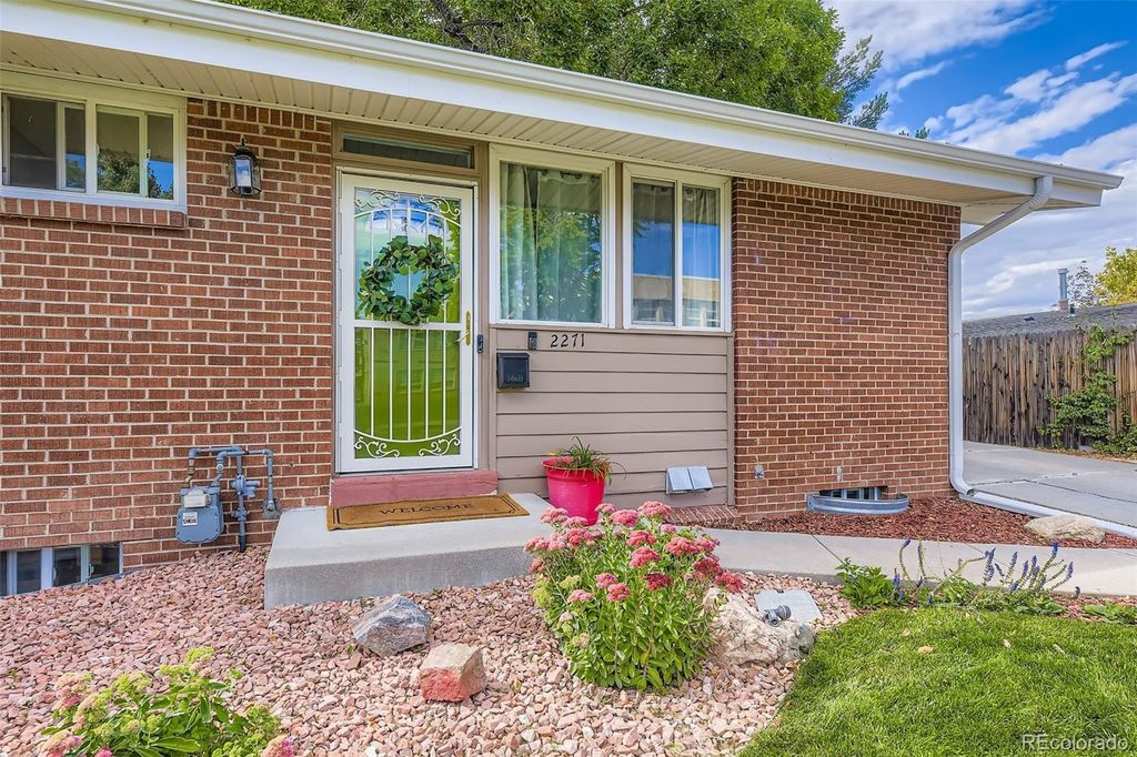 Photo of 2271 S Quitman Way, Denver, CO 80219 (MLS # 6641568)