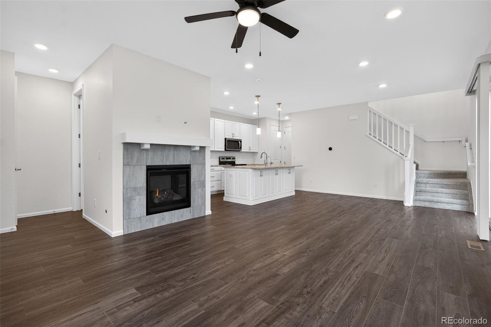 6050 N Netherland Court