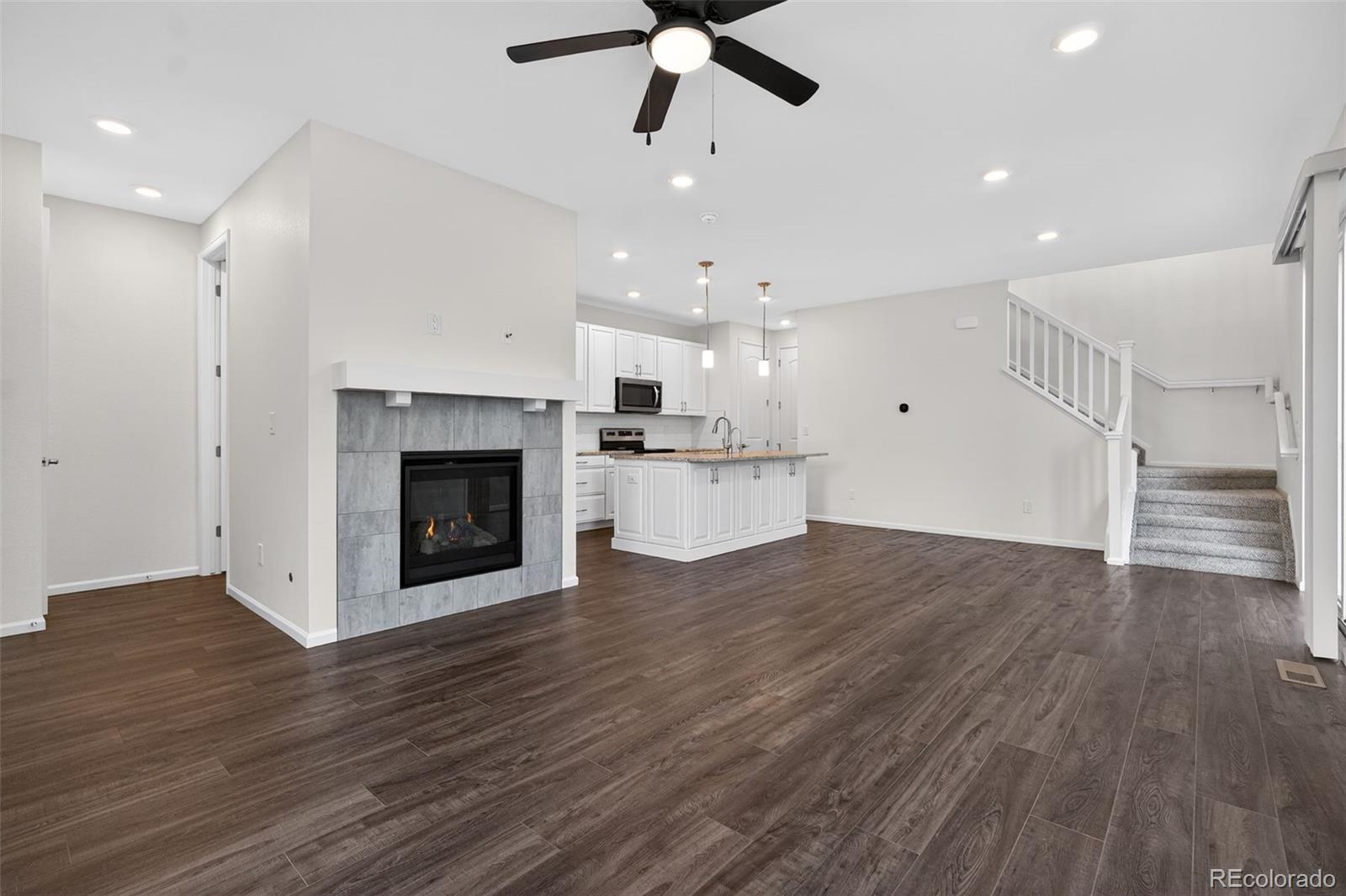 6050 N Netherland Court