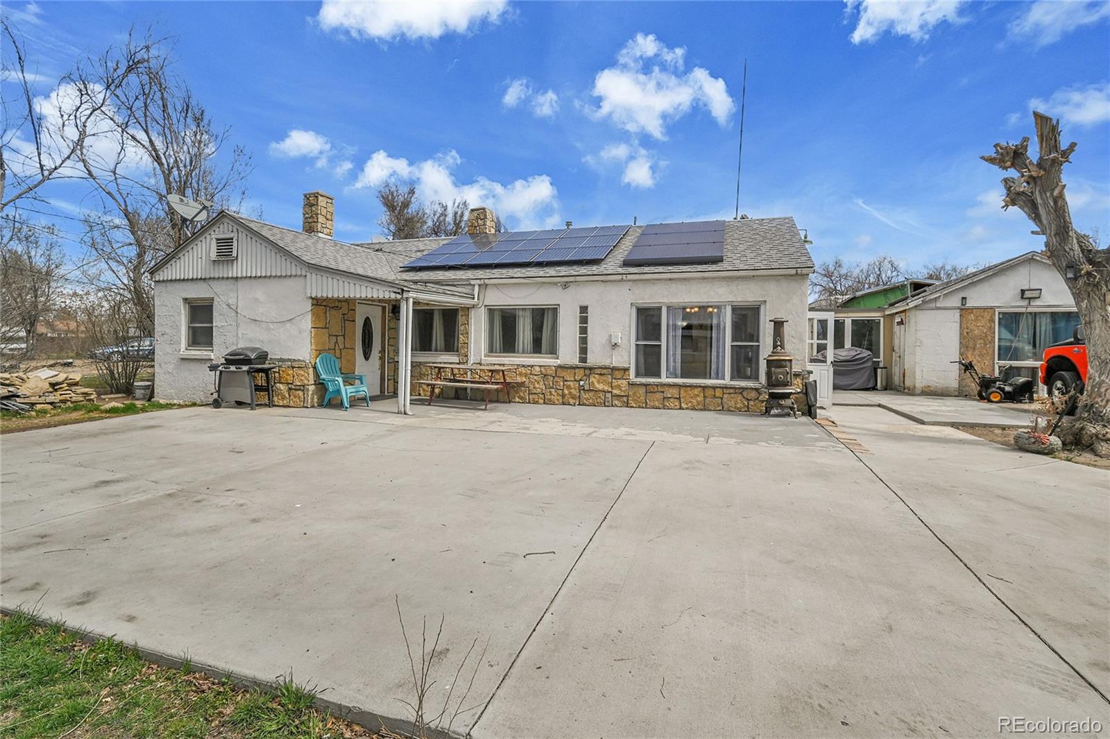 7060 Holly Street, Commerce City, CO, 80022 1 7060 Holly Street