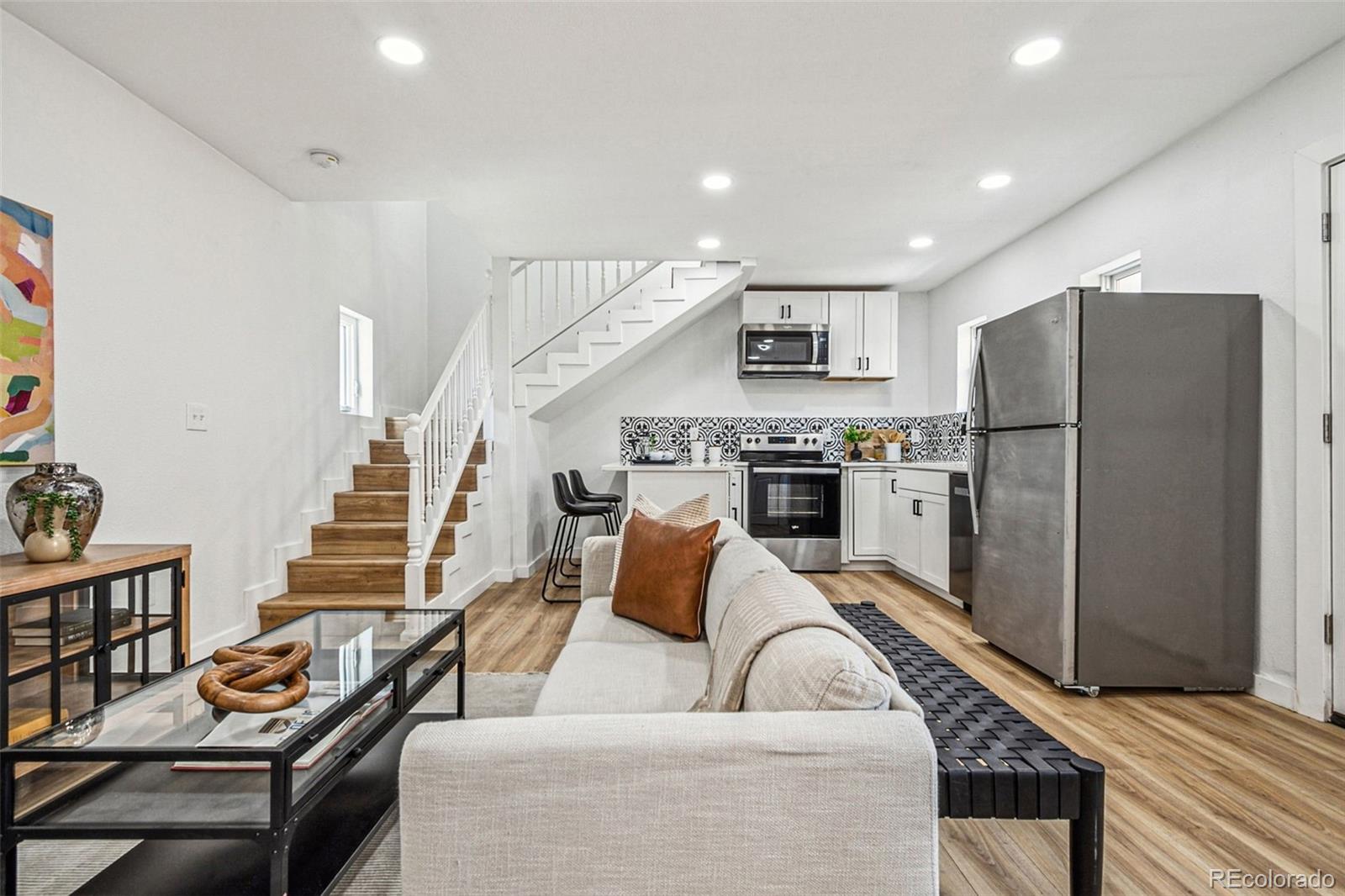 20 1/2 S Sherman Street