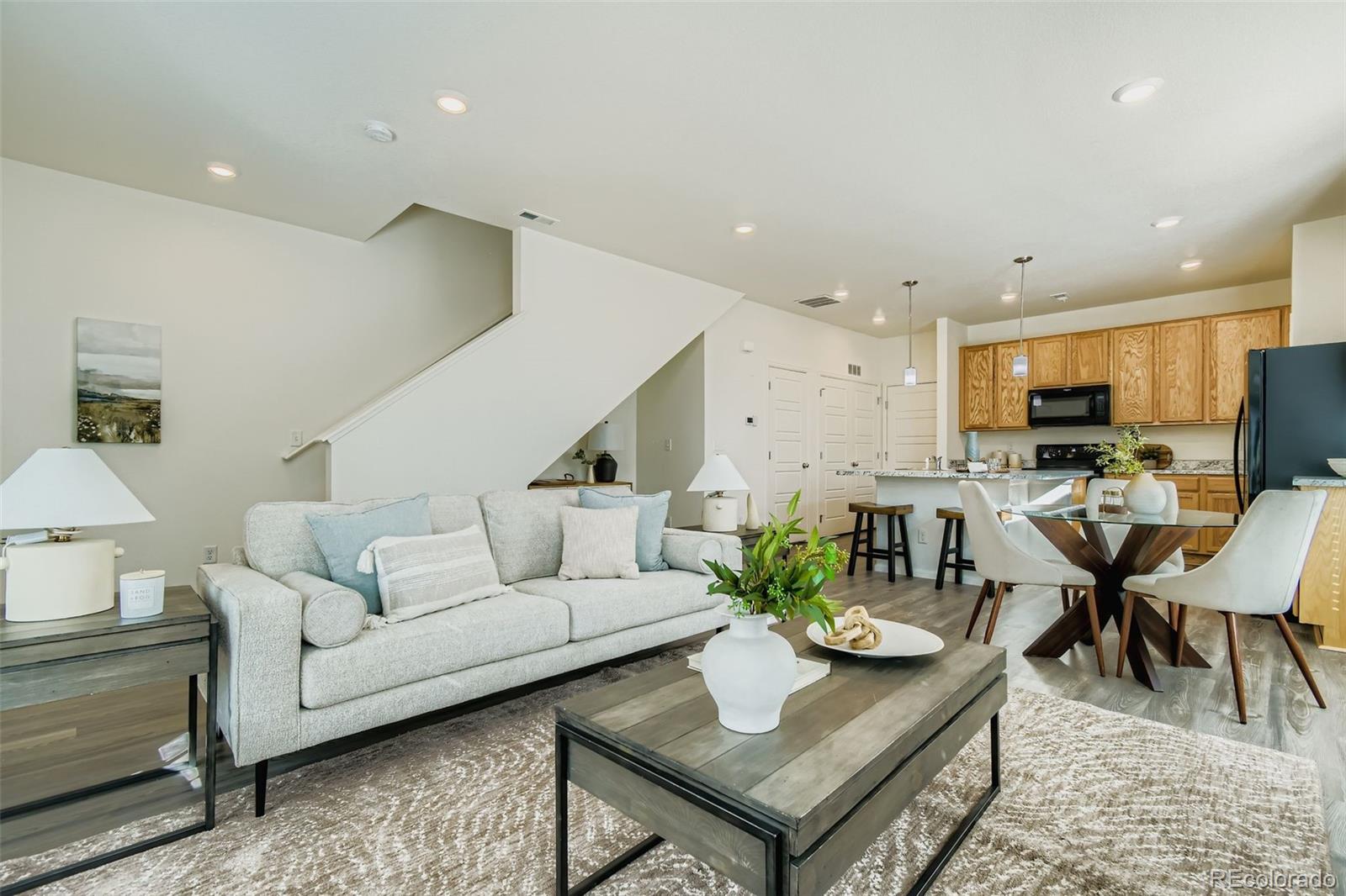 17964 E 103rd Avenue, Commerce City, CO, 80022 3 17964 E 103rd Avenue